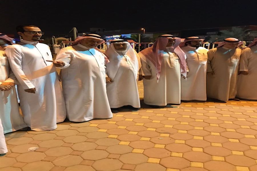 رئيس مجلس اداره الجمعيه التعاونية ورئيس مجلس اداره الغرفه التجاريه