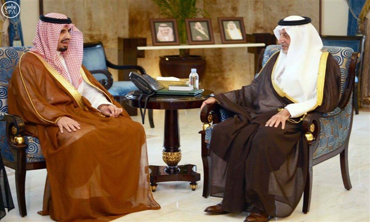 أمير مكة المكرمة يستقبل سمو الرئيس الفخري لمجلس إدارة الجمعيات التعاونية وأعضاء مجلس الإدارة